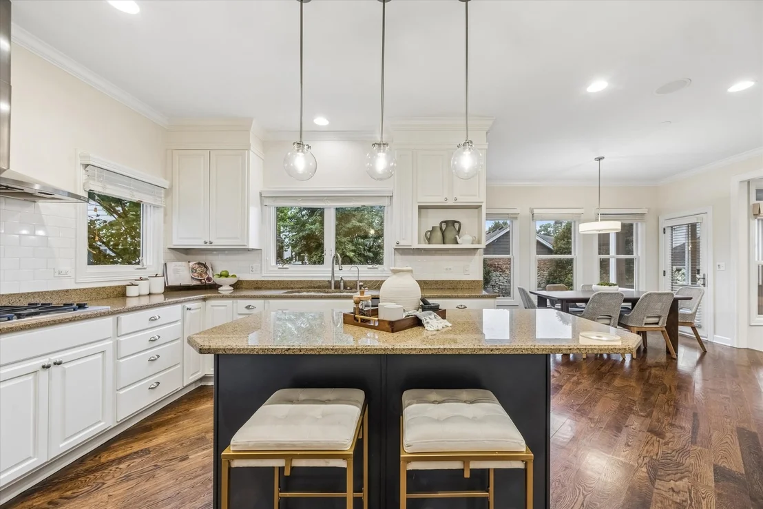 Photo of 116 W Jefferson Avenue