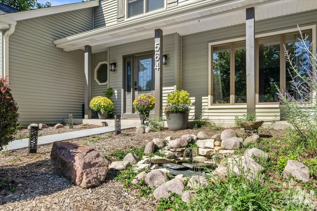 Photo of 564 Cleavland Drive