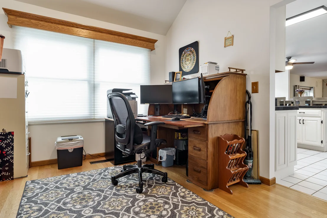 Photo of 881 Willowbrook Drive