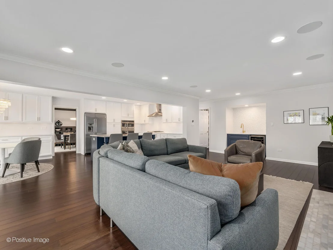 Photo of 734 Forest Glen Lane