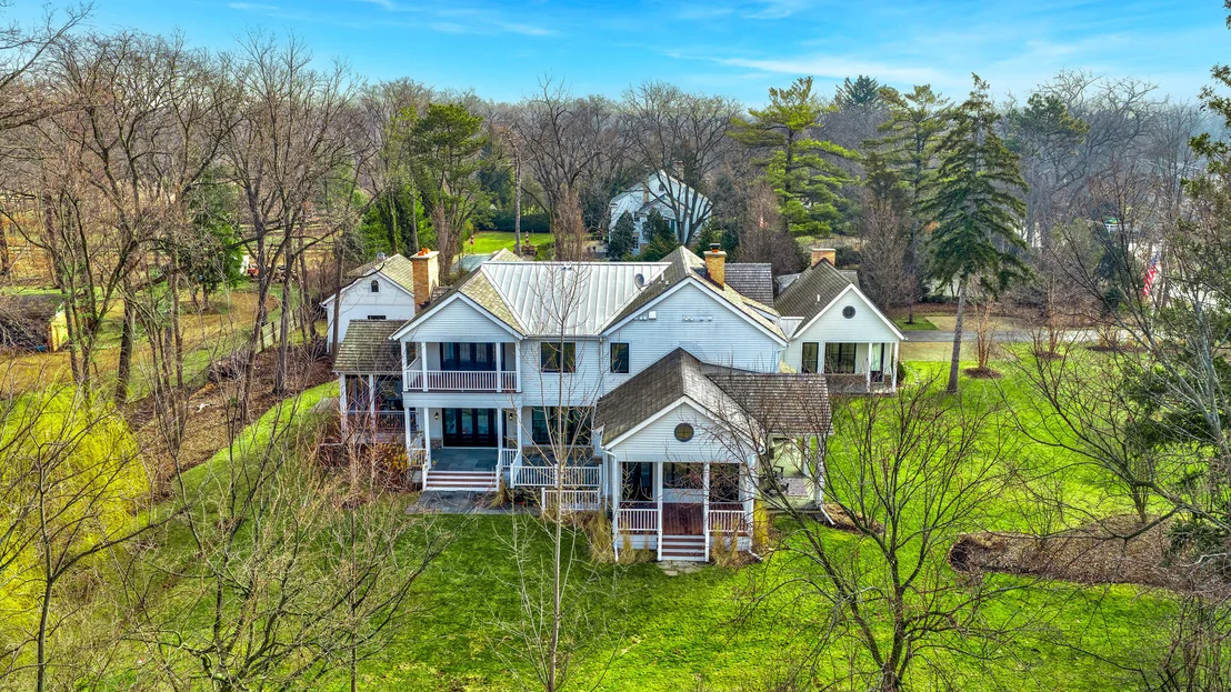 Photo of 800 Glenview Road