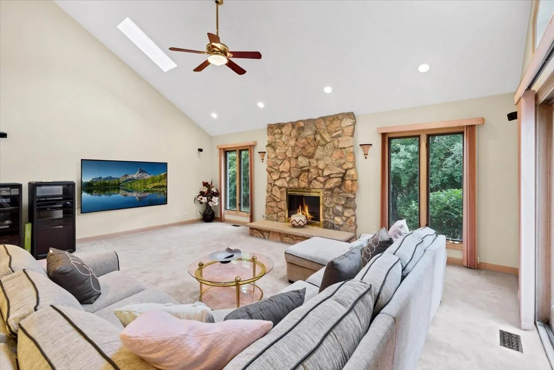 Photo of 1922 Deercrest Lane