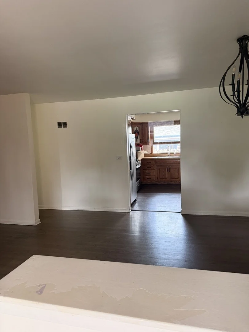 Photo of 21W146 Tee Lane