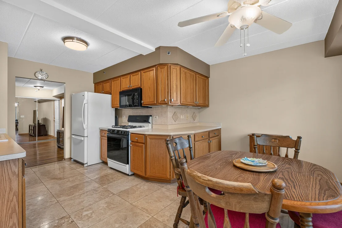 Photo of Unit 2D at 6845 Forestview Drive