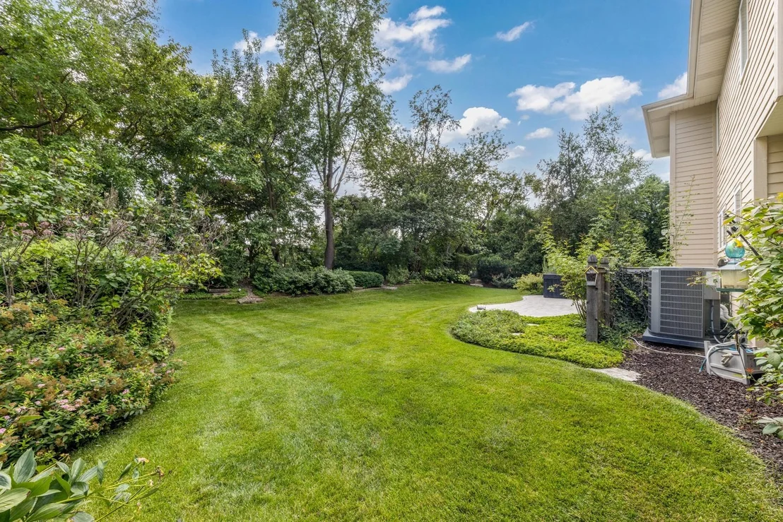 Photo of 2855 Clara Avenue