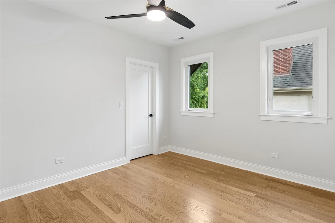 Photo of 354 Lionel Road