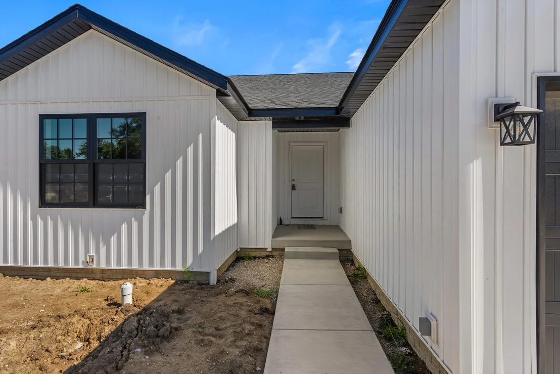 Photo of 202 W Evergreen Drive