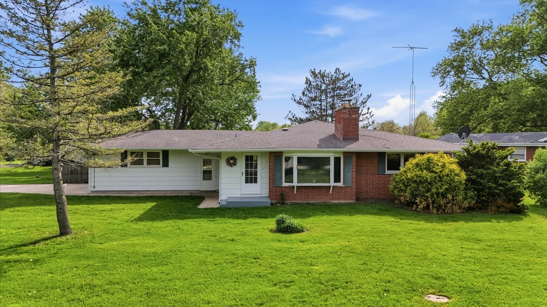 Photo of 11N802 WIN HAVEN Drive