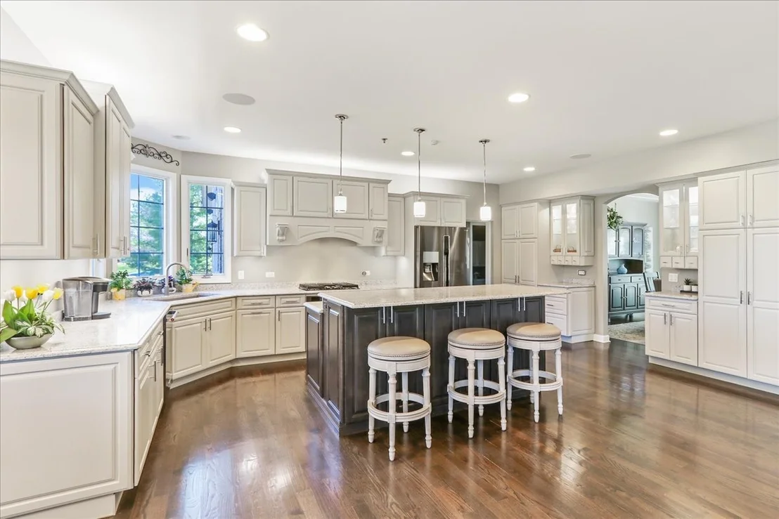 Photo of 519 Litchfield Lane