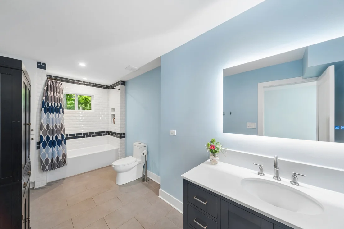 Photo of 3035 Blackthorn Road