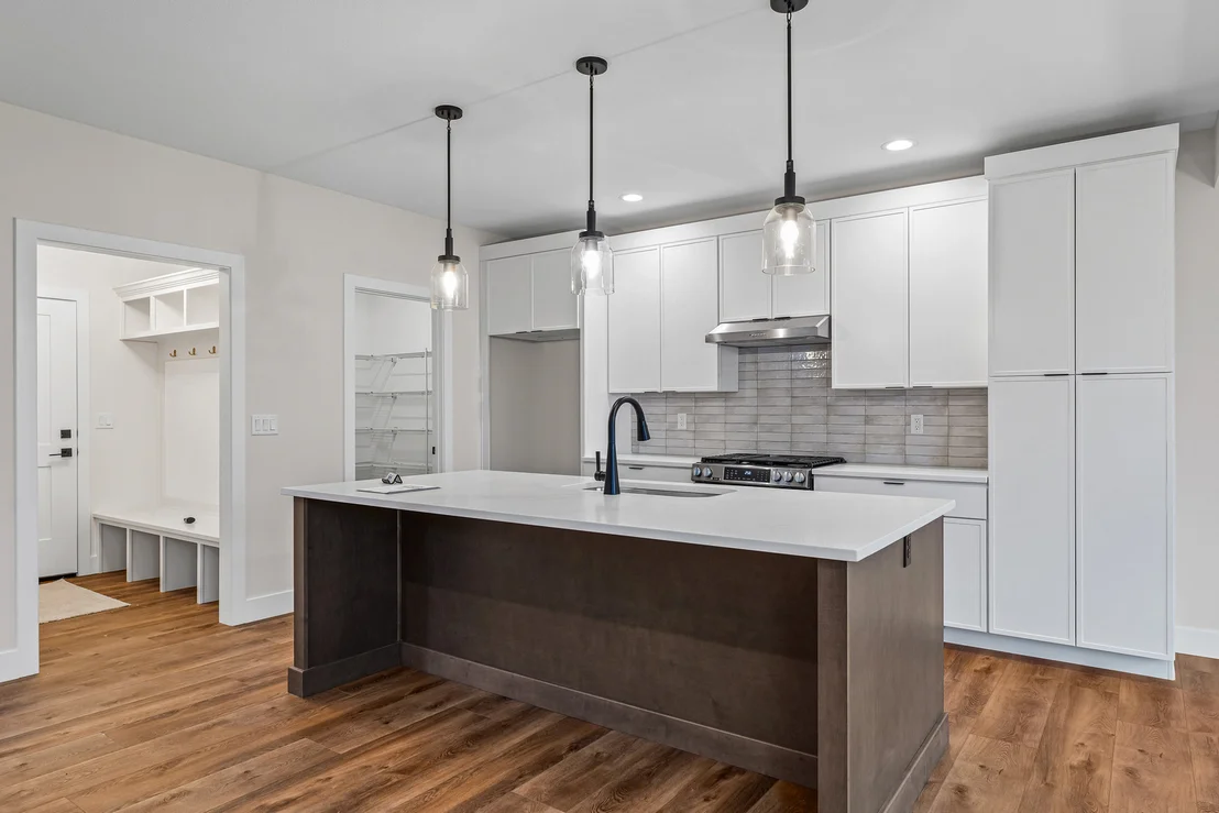 Photo of 407 Harpers Ferry