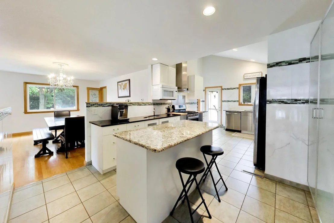 Photo of 801 E Golfview Drive
