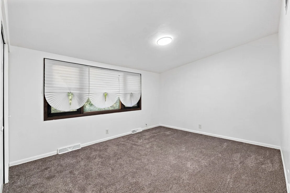 Photo of 624 Brookwood Drive