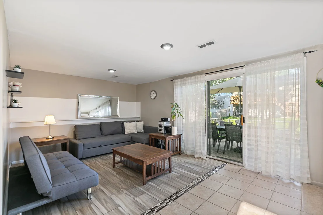 Photo of 17 Joslyn Drive