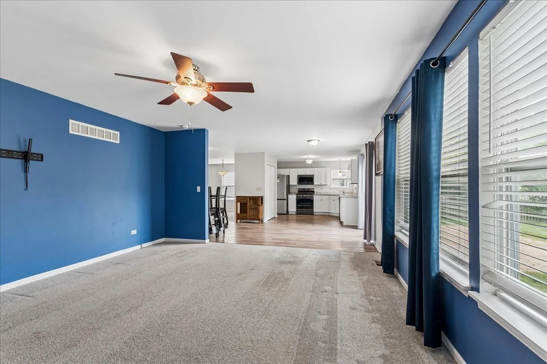 Photo of 1811 Prairie Ridge Drive