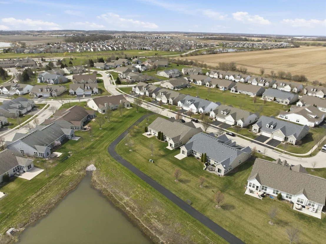 Photo of 561 Autumn Circle