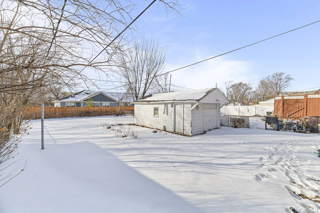 Photo of 17714 Burnham Avenue