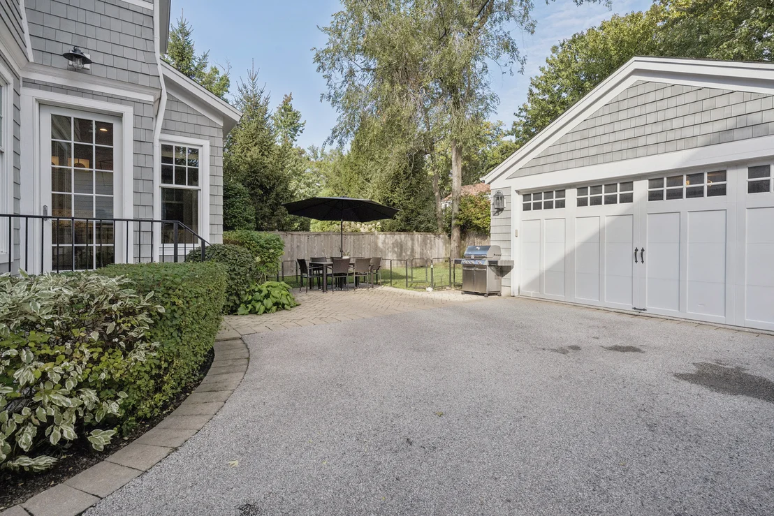 Photo of 1159 Chatfield Road