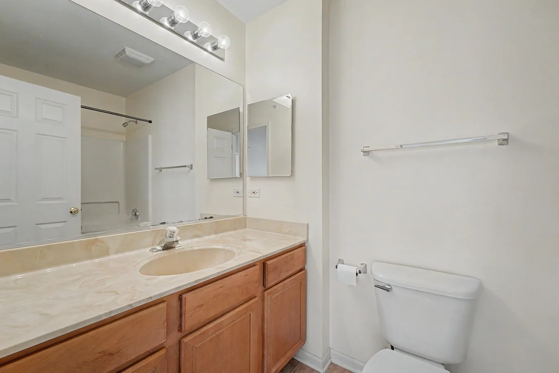 Photo of 792 RIVER MILL Parkway