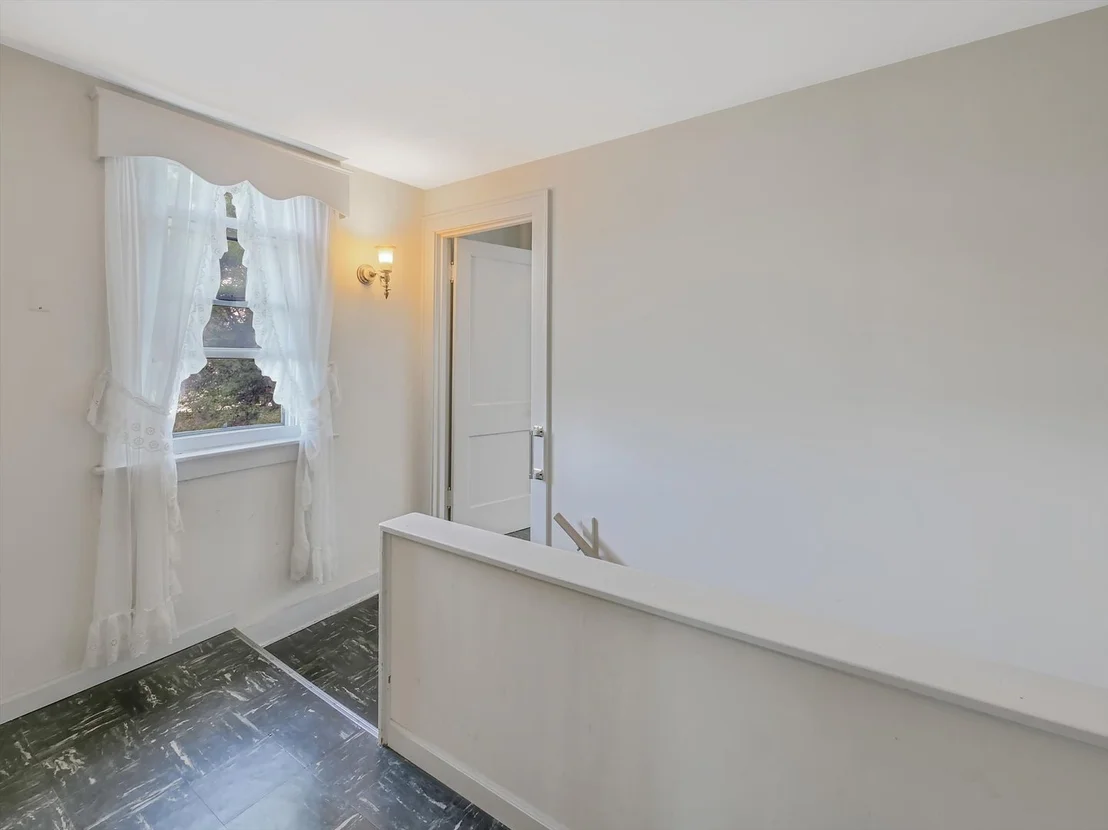 Photo of 2610 Park Lane