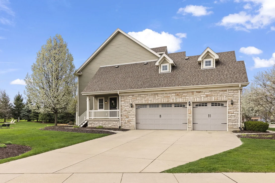 Photo of 671 SHEFFIELD Circle
