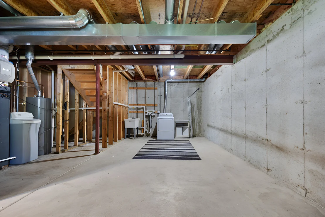 Photo of 461 Winding Canyon Way