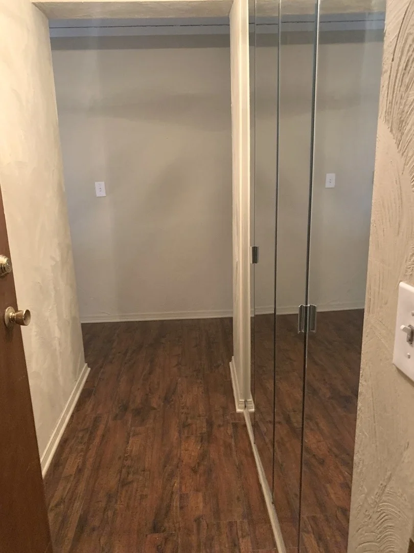 Photo of Unit 412A at 7211 WOLF Road