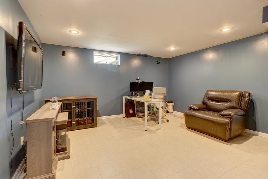 Photo of 24960 Sandra Lane