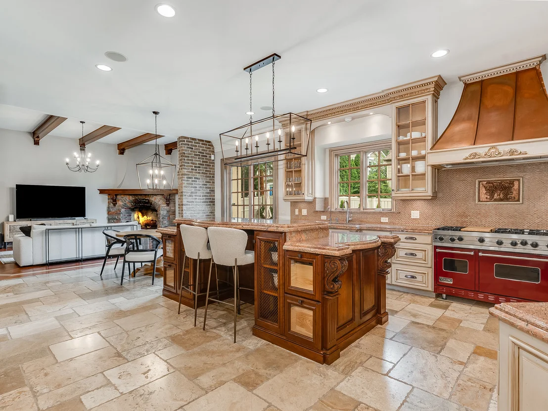 Photo of 720 Willow Road