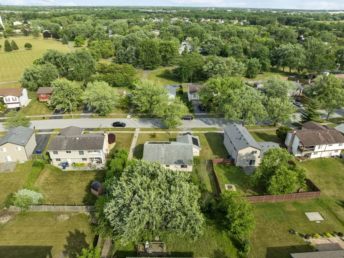 Photo of 116 Cloverleaf Road