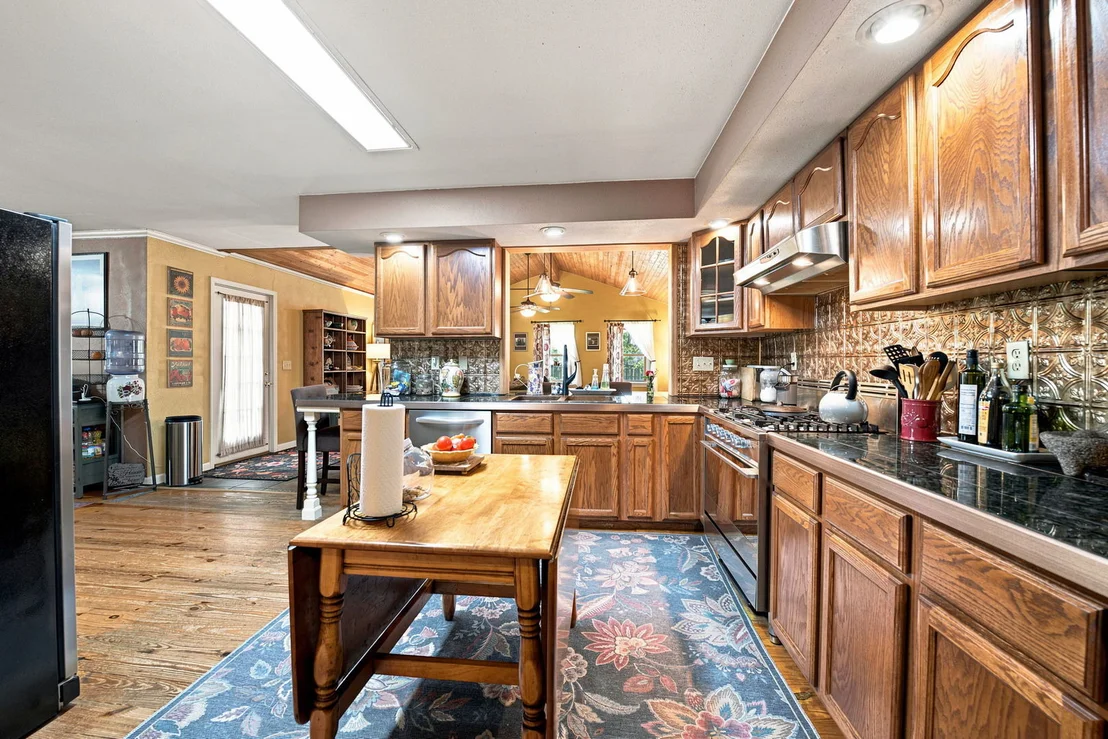 Photo of 1613 Locust Road