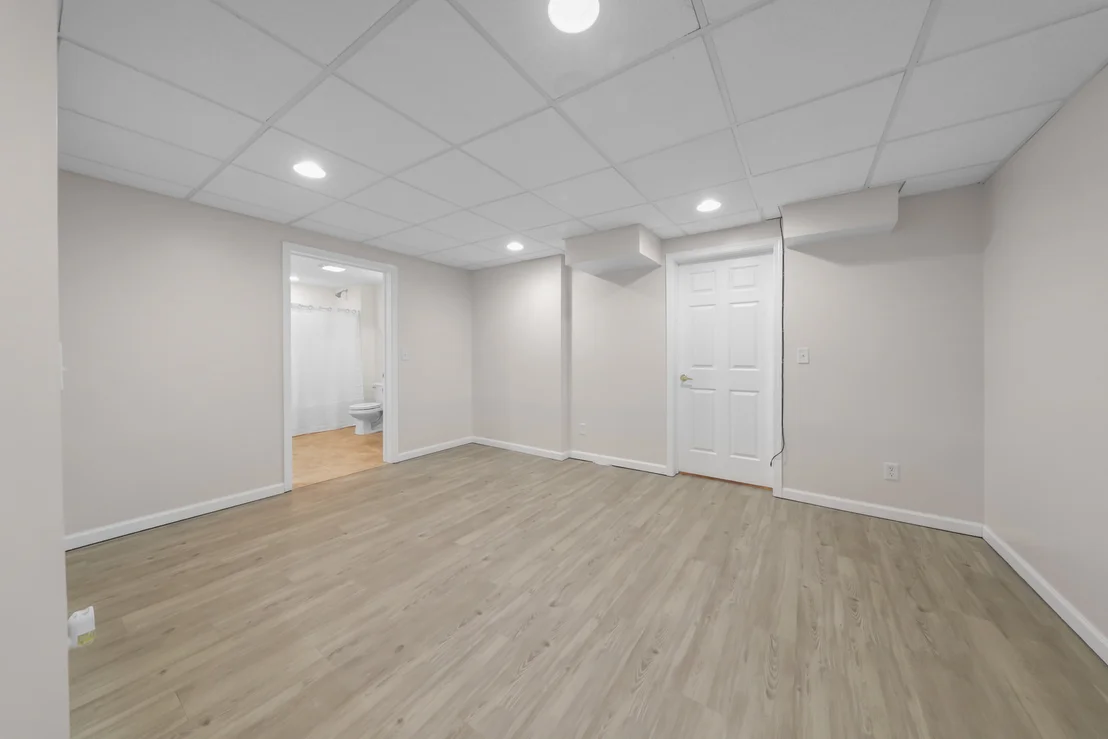 Photo of 1223 Fox Run Drive
