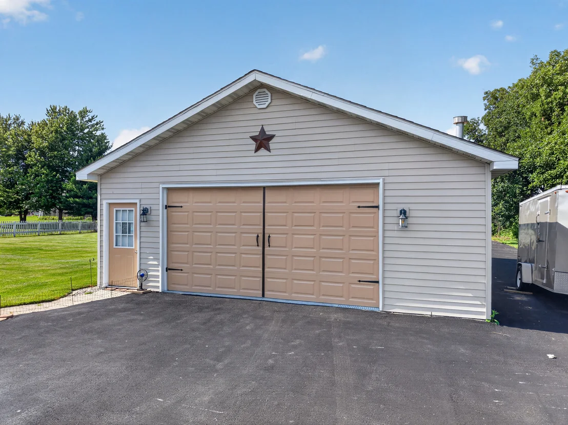 Photo of 701 Forrest Drive