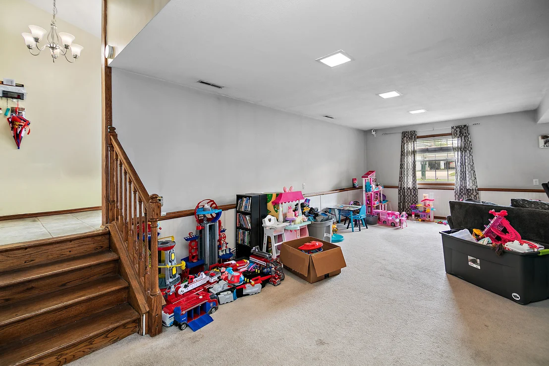 Photo of 260 Karen Drive