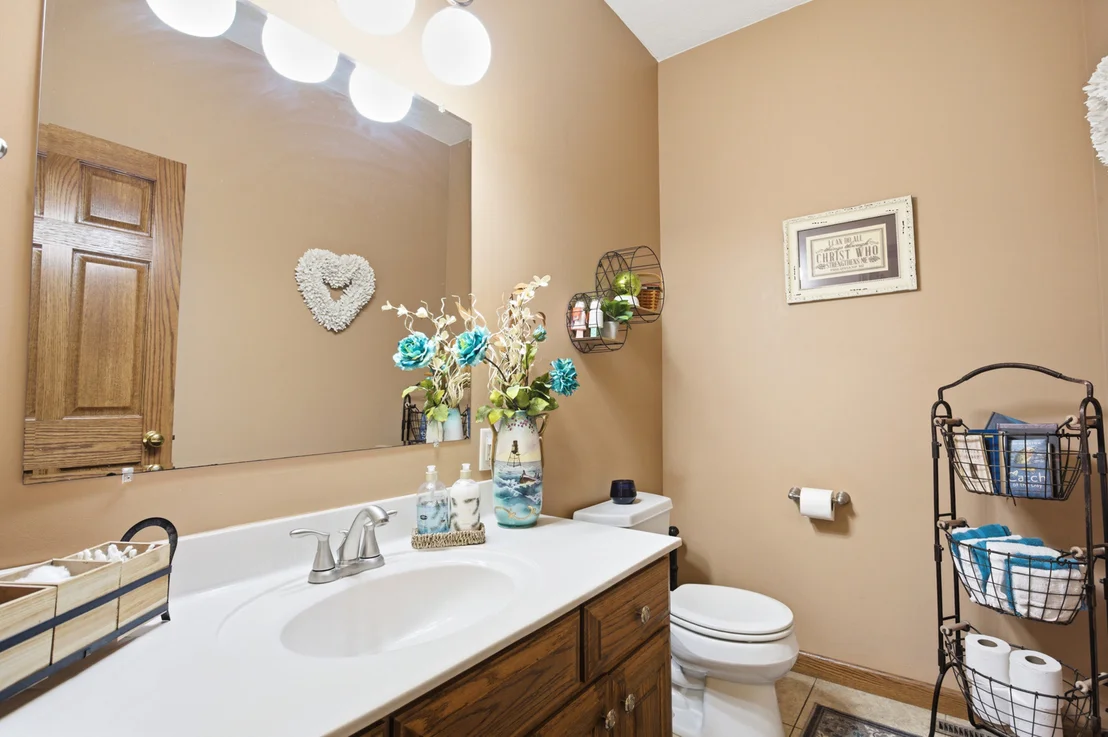 Photo of 2102 Laurel Park Place