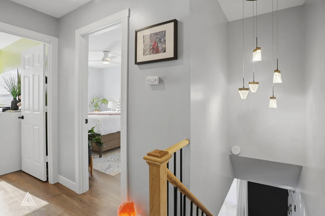Photo of Unit B at 551 Sidney Avenue
