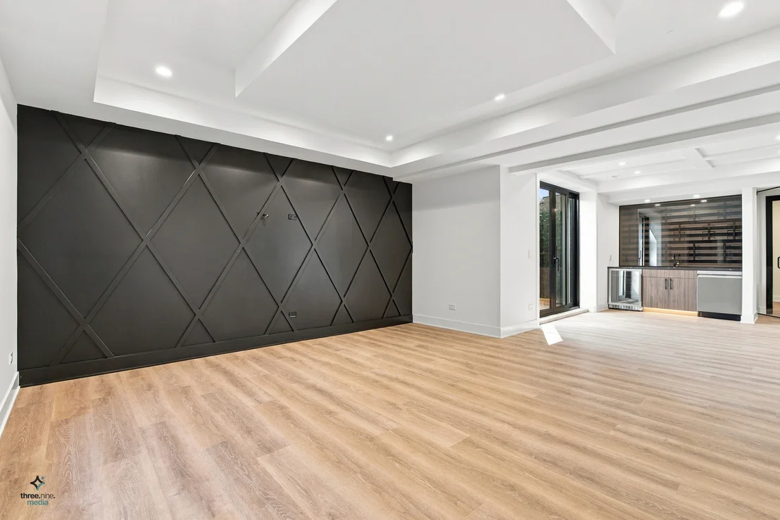 Photo of 414 Forest Edge Drive