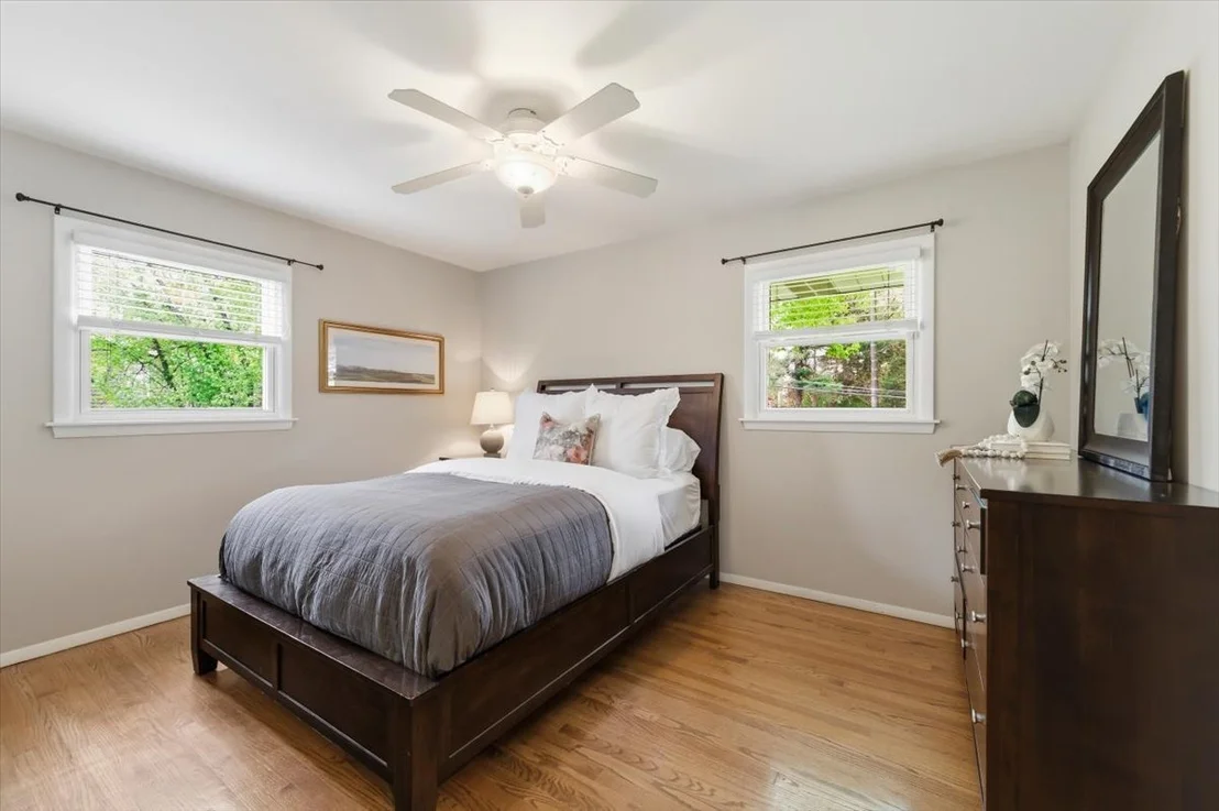 Photo of 836 Longmeadow Drive