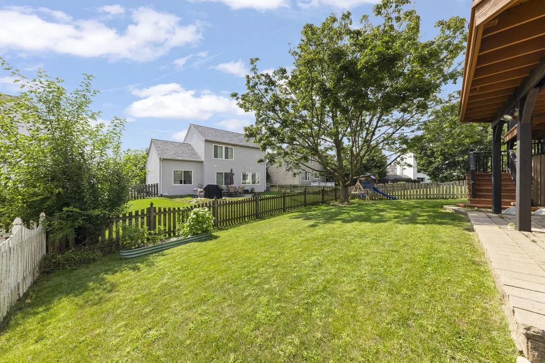 Photo of 422 Cardinal Drive