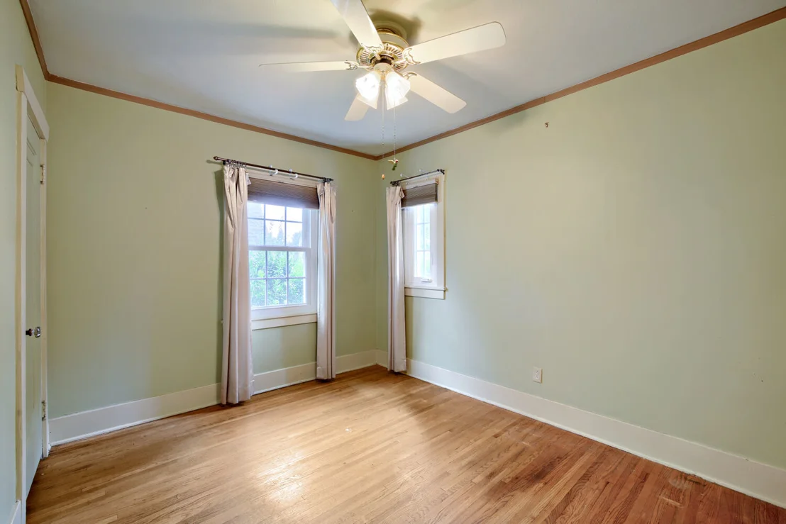 Photo of 345 Vincent Place