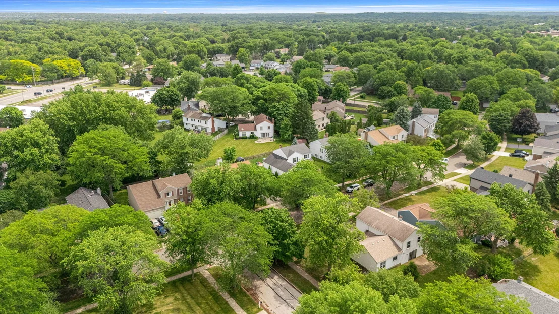 Photo of 431 NEWPORT Drive