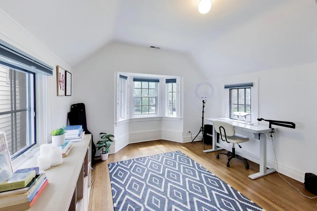 Photo of 1636 Forest Avenue