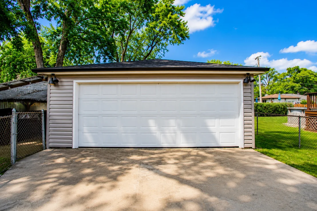 Photo of 1114 S Birch Drive