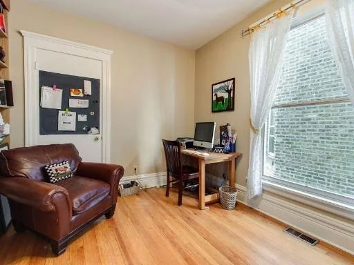 Photo of 2137 SHERMAN Avenue