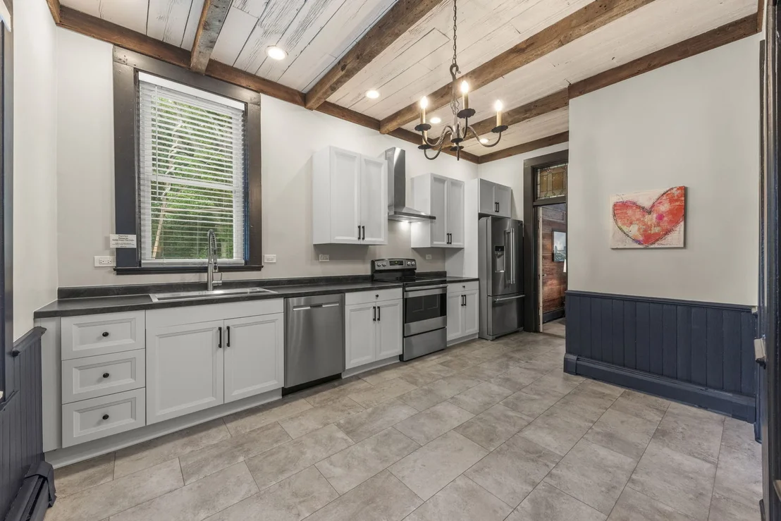 Photo of 7479 Grove Road