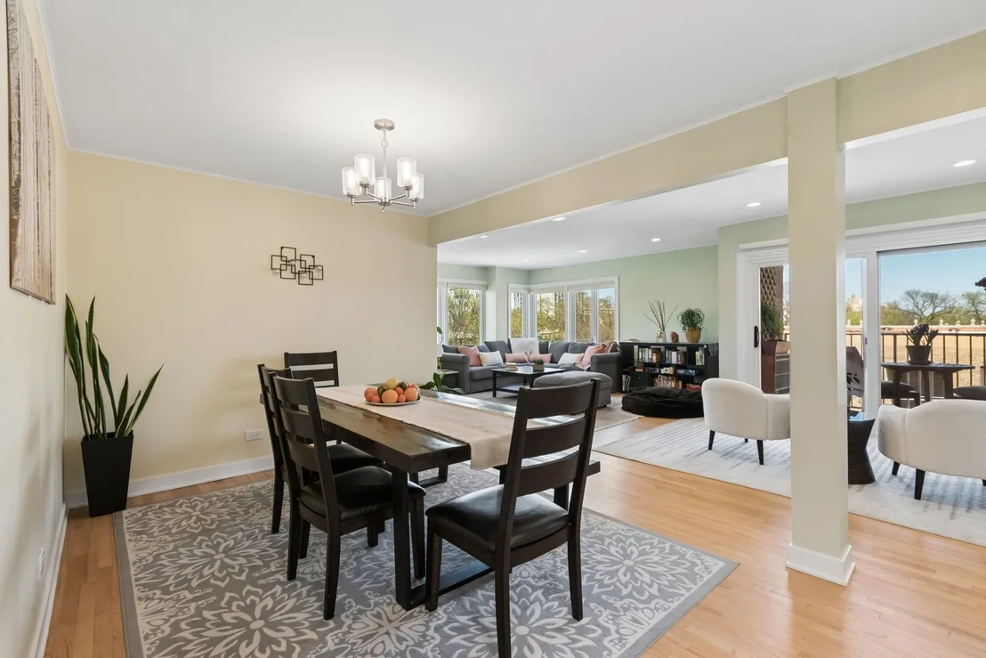 Photo of Unit 5D at 1333 Maple Avenue