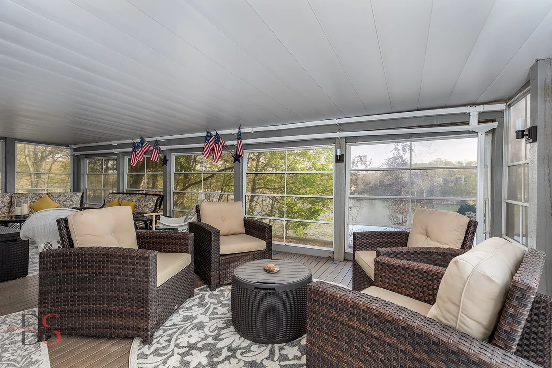 Photo of 1419 Shoreline Drive