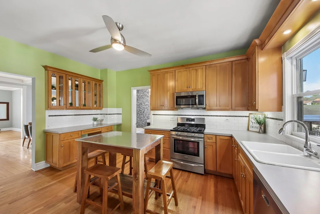 Photo of 537 Ferdinand Avenue