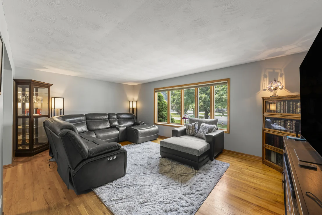 Photo of 1161 Wakefield Lane