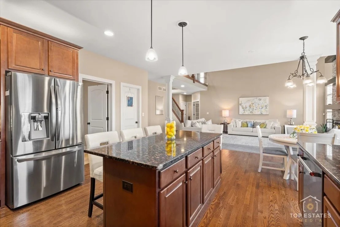 Photo of 385 Andover Drive